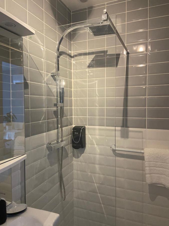 Bed and Breakfast Esprit Etape Saint-Barthélemy-de-Vals Esterno foto