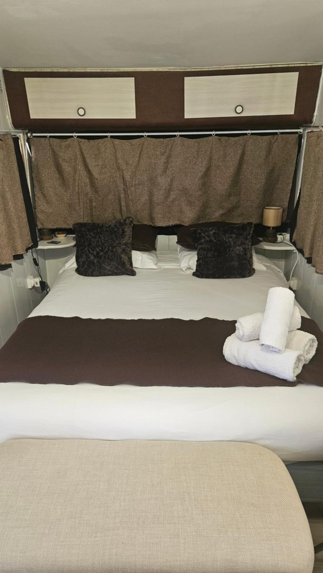 Bed and Breakfast Esprit Etape Saint-Barthélemy-de-Vals Esterno foto